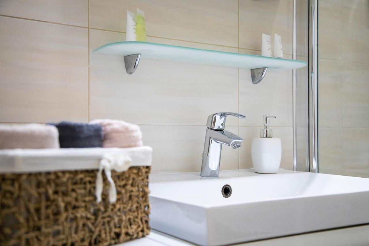 Modern Spacious 3Bdr Apartment In Heart Of Zagreb Bagian luar foto